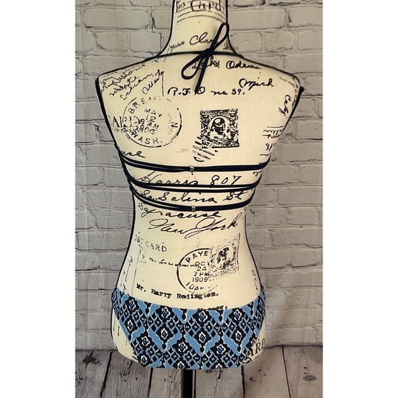 Aerie Junior’s Geo Print Blue Bikini Set (Size L) - Picture 4 of 8